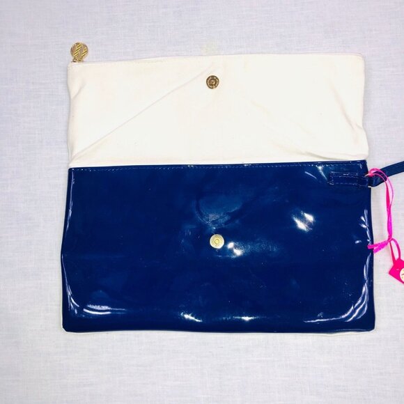 MacBeth Collection Womens Purse Nautical Anchor Blue Clutch Wristlet Strap New - Picture 4 of 9